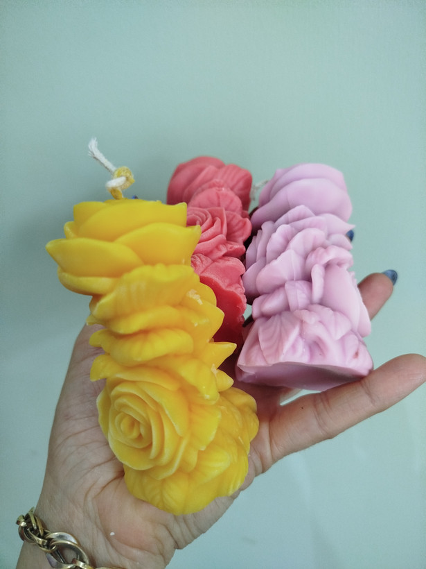 شمع رز استوانه ای
