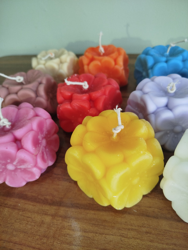 شمع گل استوانه ای